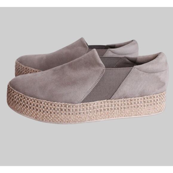Vince Shoes - VINCE. Wilden Suede Platform Sneaker in Light Gray Women's Size 9.5